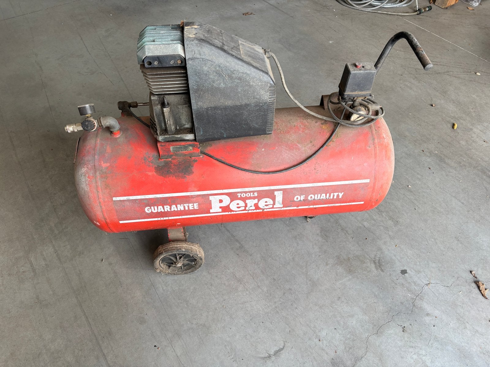 Compressor 100l, Doe-het-zelf en Bouw, Compressors, 25 tot 100 liter, Ophalen, Gebruikt, 6 tot 10 bar