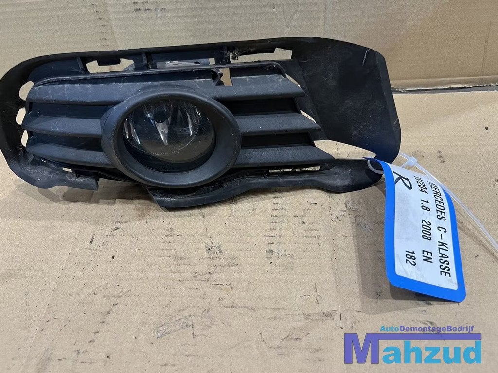 MERCEDES C KLASSE W204 Rechts mistlamp rooster 2007-2011, Gebruikt, Mercedes-Benz AG, Mercedes-Benz, Mercedesstrasse 120
70372  Stuttgart, DE
