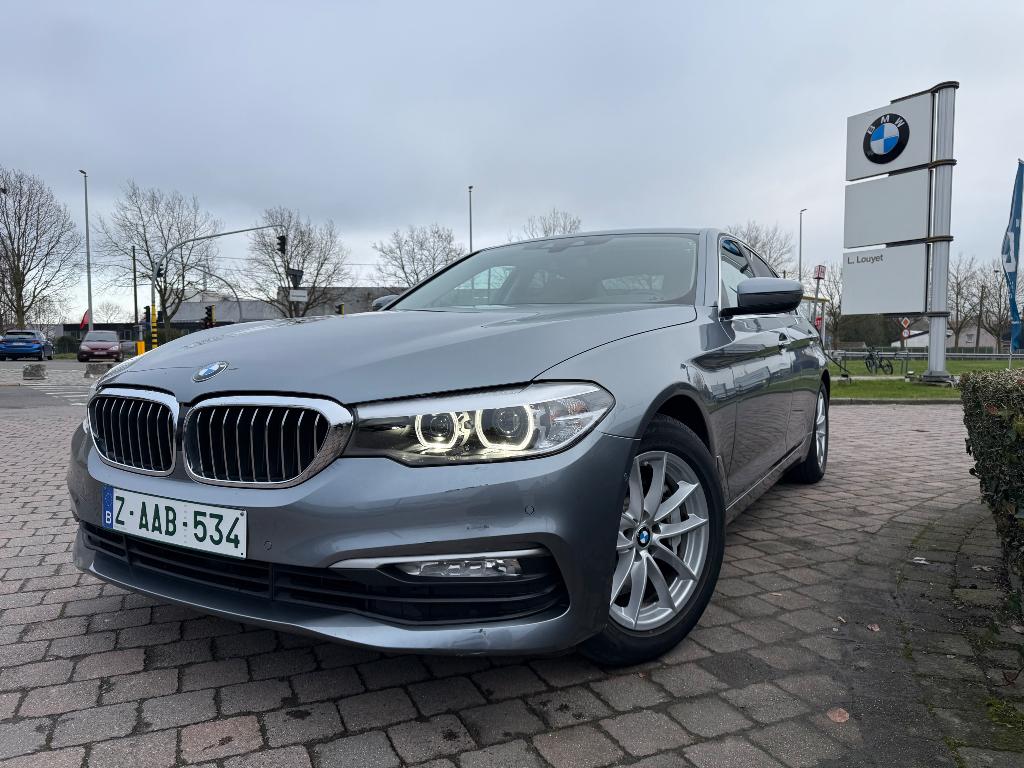 BMW 530 IXA, 185 kW. BMW Full notebook, C.T.+Car-Pass!, Euro 6, 4 cilinders, Leder, Vierwielaandrijving