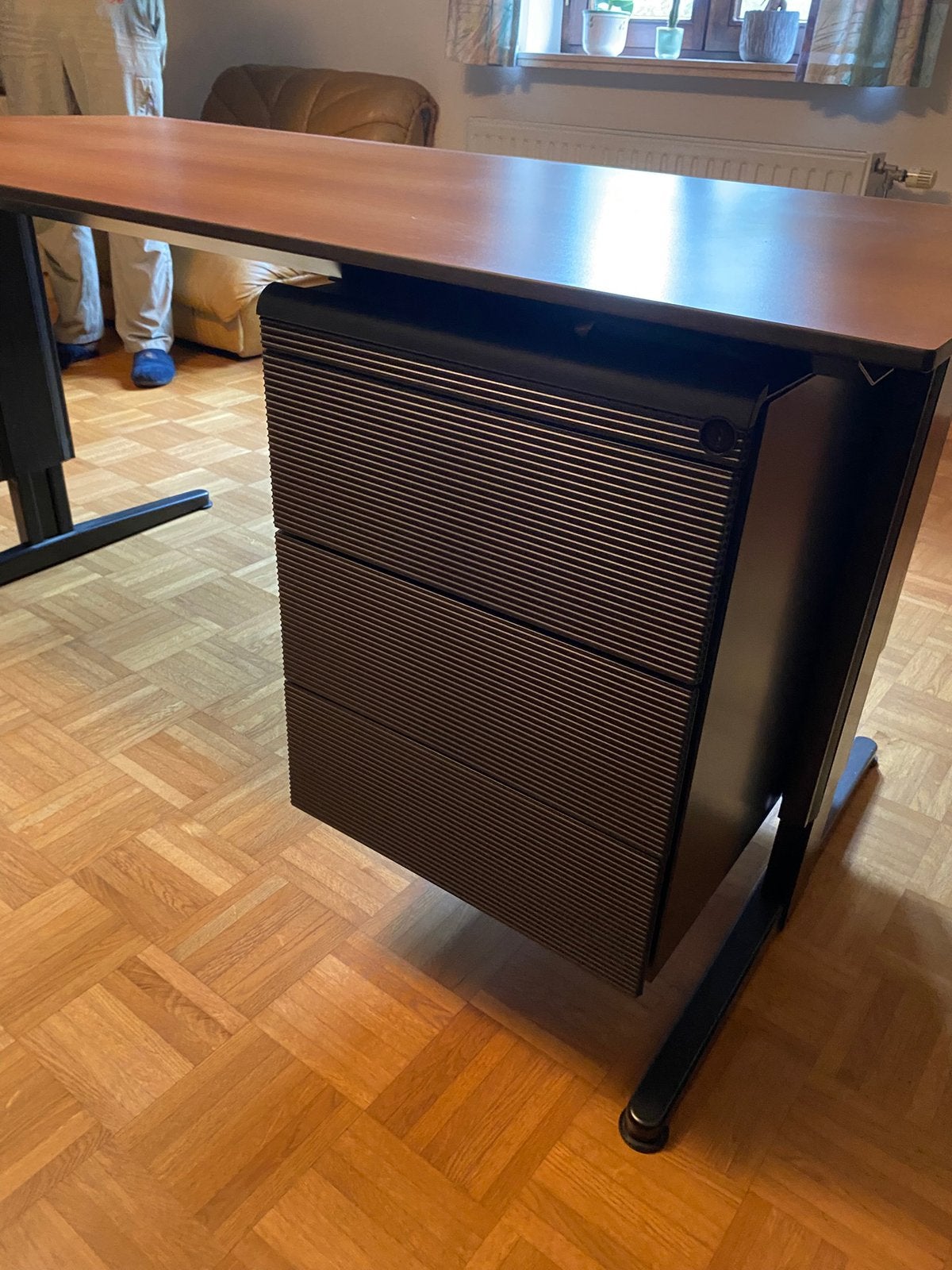 Bureau met kastje, Ophalen, Met lades, 150 cm, Metaal