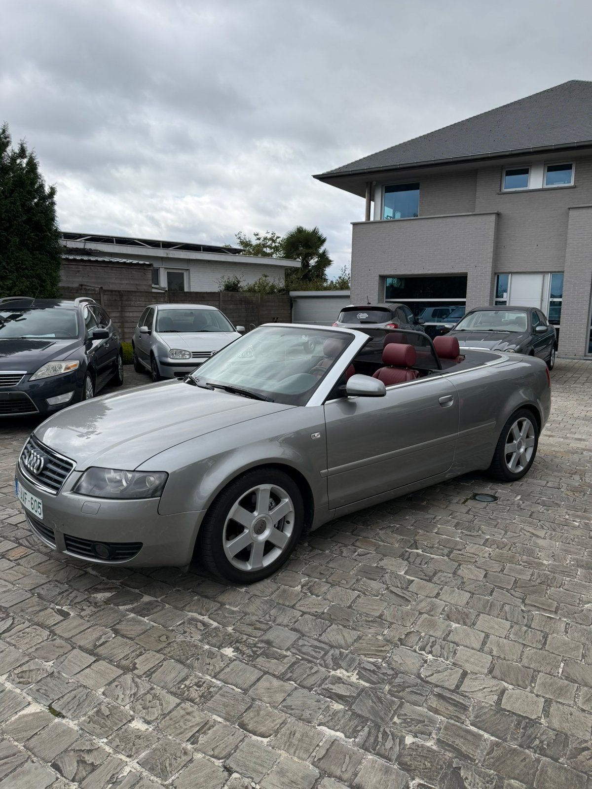 Audi a4 cabrio 2.4 benzine AUTOMAAT overname mog!!, Auto's, Automaat, 4 zetels, Cabriolet, A4