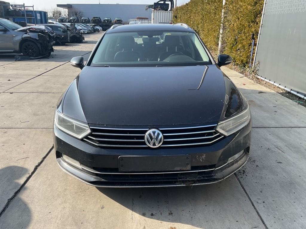 AILE AVANT DROITE Volkswagen Passat Variant (3G5), Dhr. J. Ham, Volkswagen, Utilisé, Droite