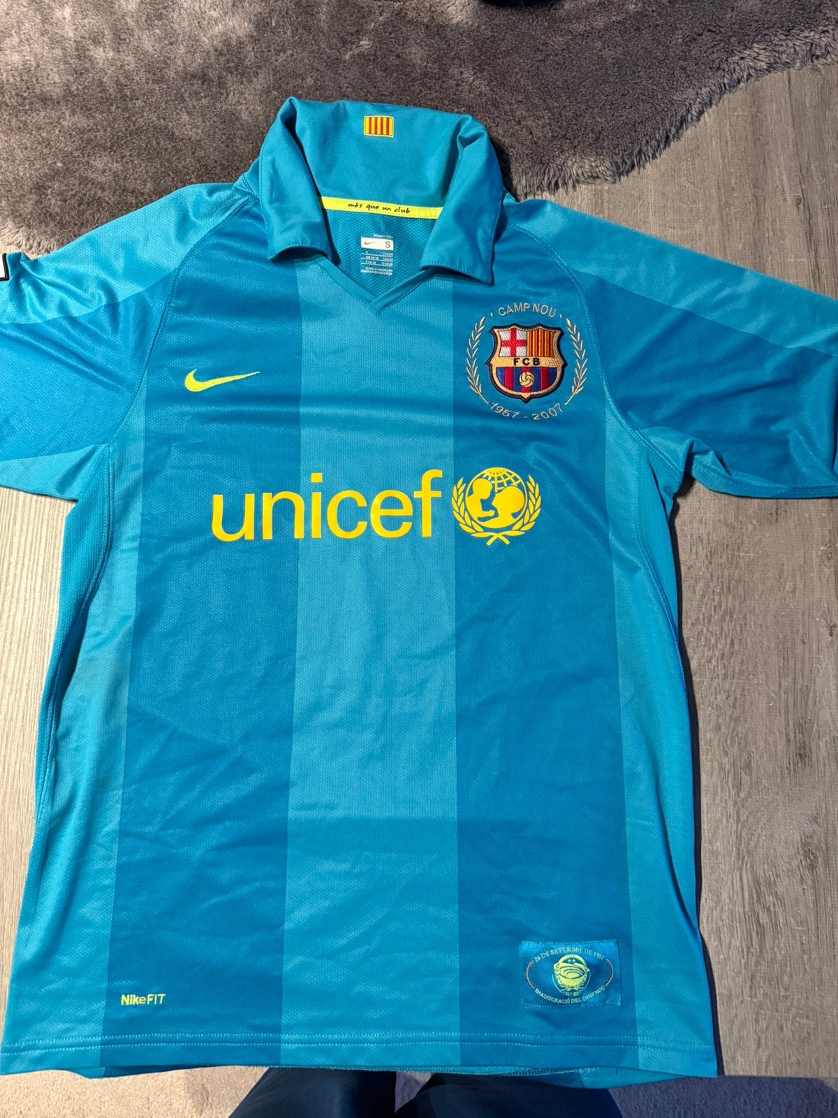 Vintage barcelona truitje 2007, Sports & Fitness, Football, Taille S, Enlèvement, Comme neuf, Maillot