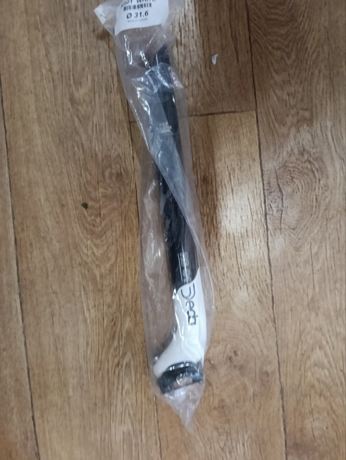 tige de selle, Enlèvement ou Envoi