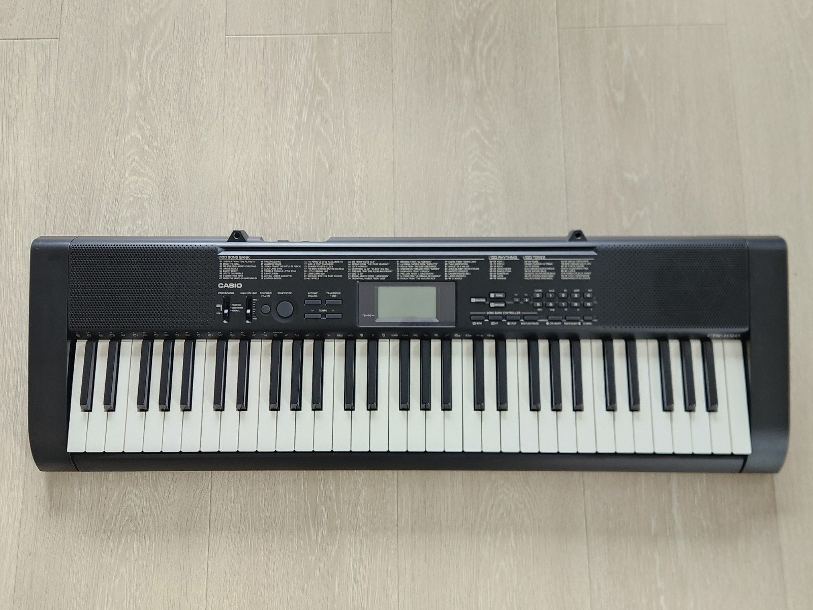 Keyboard 5 octaven Casio
Kwaliteit van bekend A-merk
Complee, Ophalen, 61 toetsen, Casio