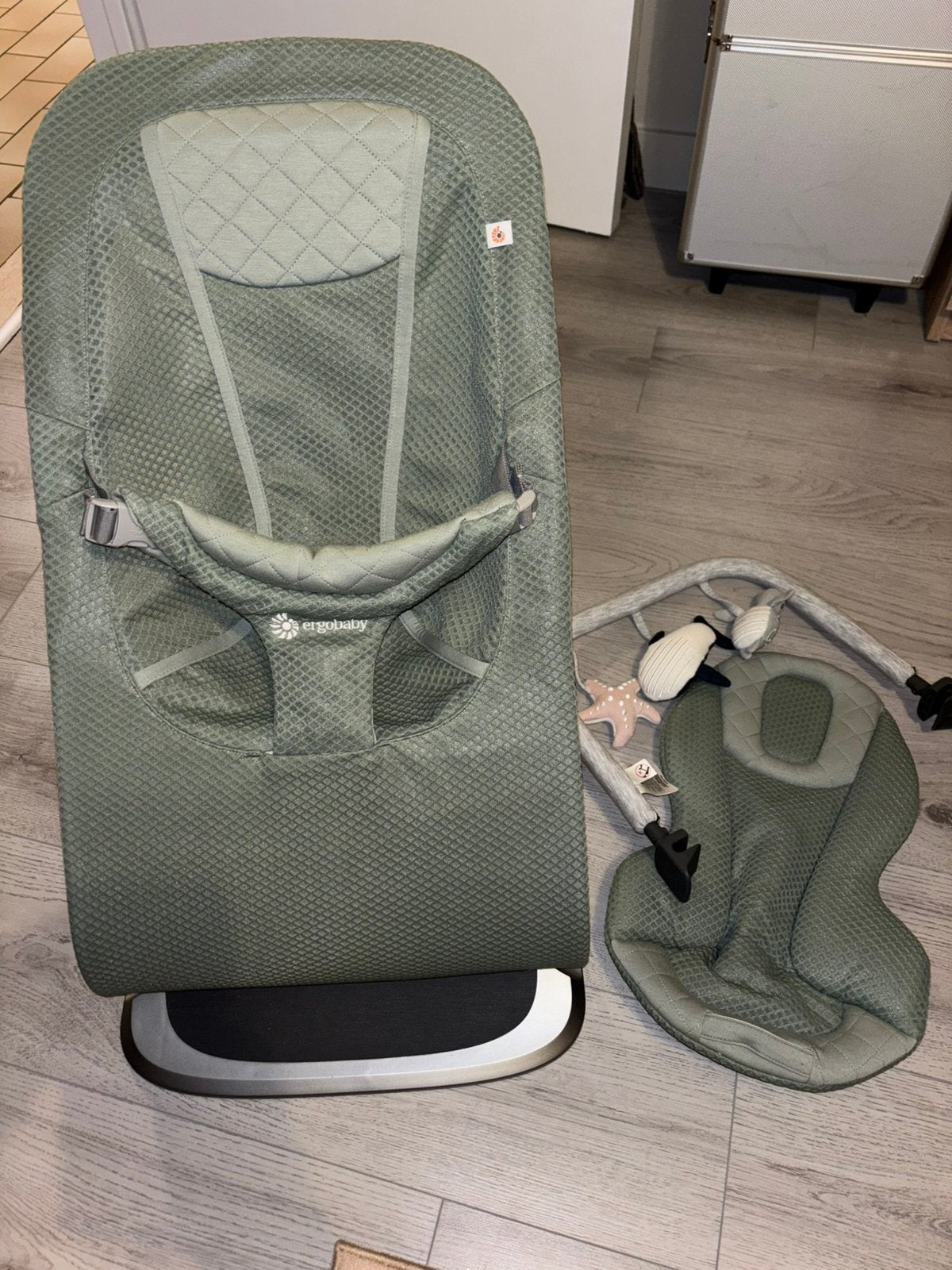 Ergobaby wipstoel, Wipstoel, Met gordel(s) of riempje(s), Zo goed als nieuw, Ophalen