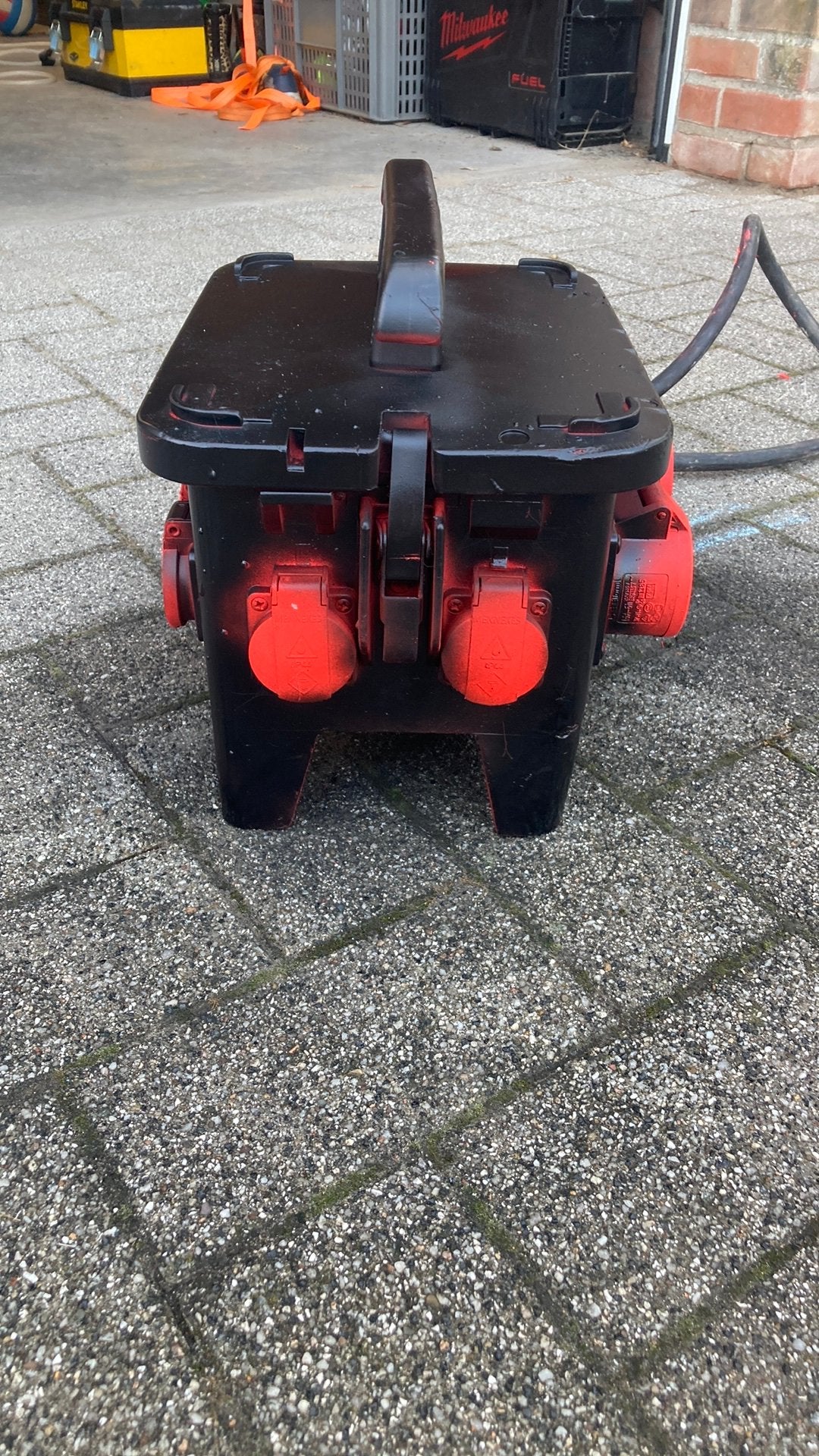 Mennekes combi stroomverdeler, Doe-het-zelf en Bouw, Elektriciteit en Kabels, Ophalen, Gebruikt, Overige merken, Stekkerdoos