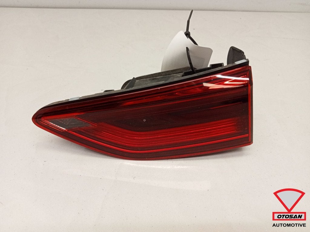 VW GOLF 8 VIII Binnenste Achterlicht Rechts 5ho945094c, Auto-onderdelen, Verlichting, Gebruikt, Volkswagen, Volkswagen AG, Vw@volkswagen.de