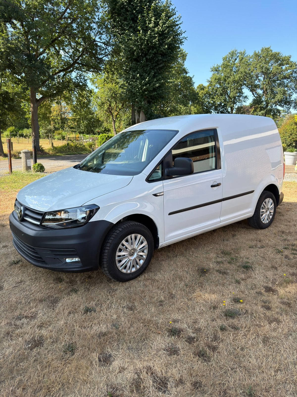 Volkswagen Caddy*Airco*2.0Diesel*Cosignatie verkoop, Voorwielaandrijving, 75 kW, Stof, Volkswagen