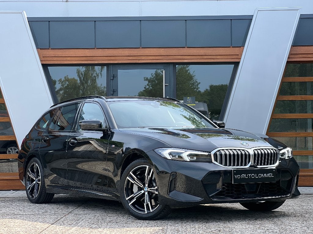 BMW 330i x-Drive - M-SPORT/ ADAPTIVE/ LED/ CARPLAY/ 15000KM, Phares entièrement LED, Achat, Entreprise, Noir