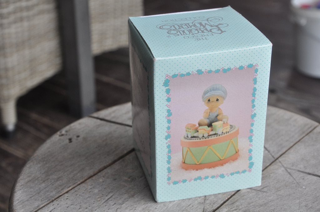 speeldoosje van Enesco, Enlèvement ou Envoi