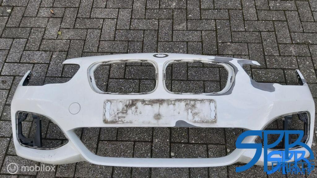 Voorbumper BMW 1-SERIE FACELIFT F20 F21 M M-pack 51118060283, Gebruikt, Voor, Ophalen of Verzenden, Bumper