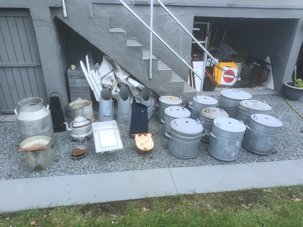 Lot d'objets divers en zinc, Antiquités & Art, Enlèvement