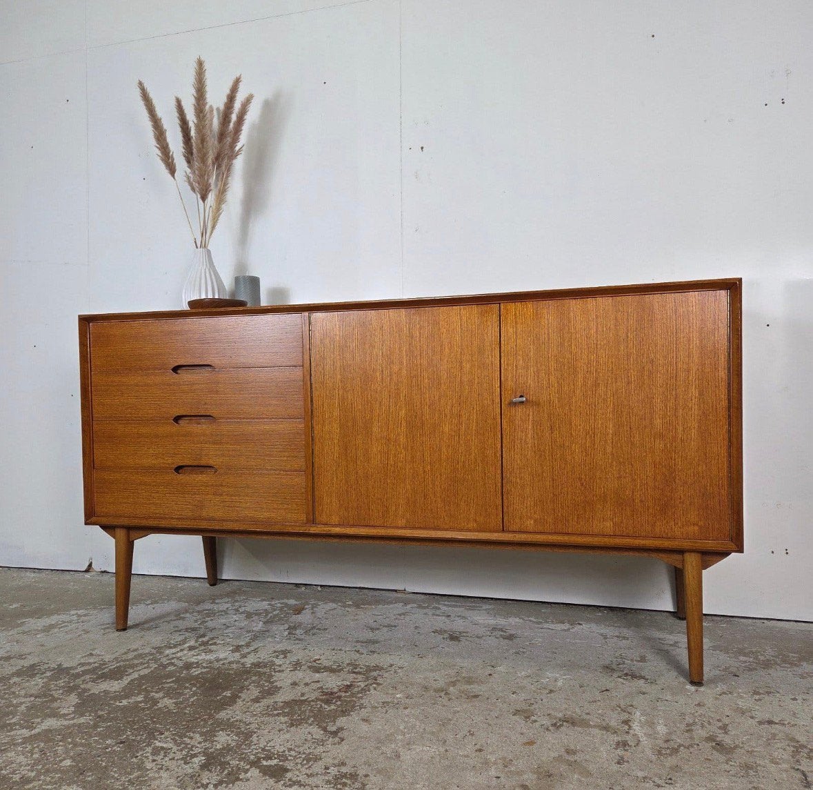 Rex Raab, Wilhelm Renz Varia-150 vintage sideboard jaren 60, Gebruikt, 150 tot 200 cm, Teakhout, Met lade(s)