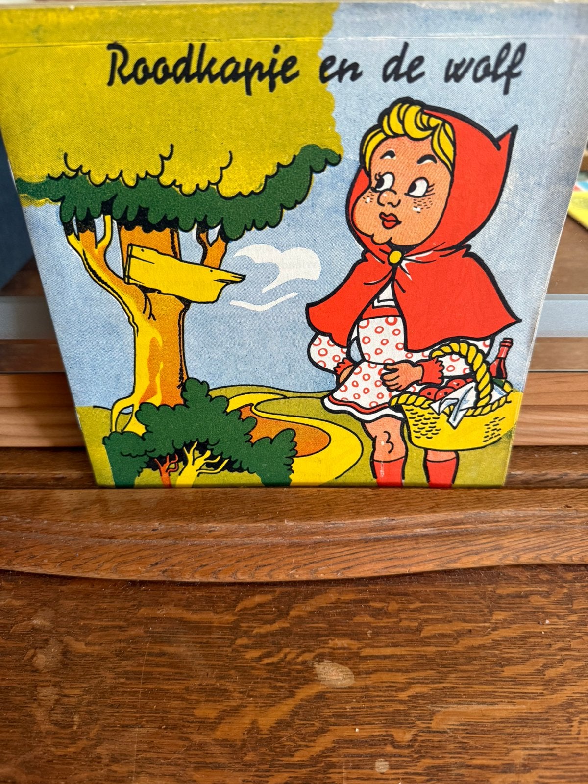 Le Petit Chaperon Rouge et le Loup, Enlèvement ou Envoi, Comme neuf, 1 à 2 ans