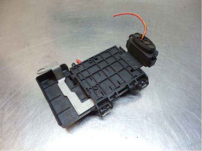 Boîte à fusibles d'un Volkswagen Polo (Polo 99-), Volkswagen, -, 3 mois de garantie, Utilisé