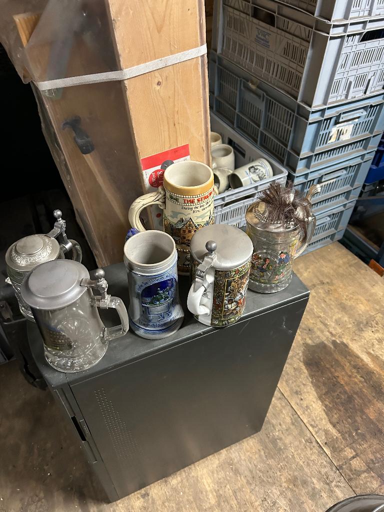 Bierpullen porselein met deksel zonder 850€ -bieden van 450, Ophalen, Nieuw, Pul(len)