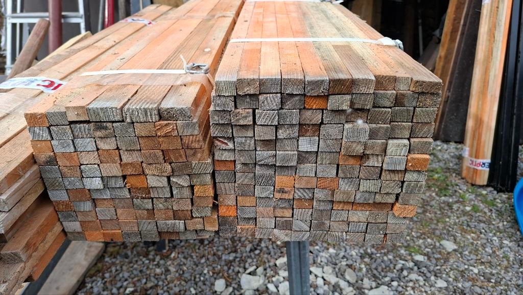RAYONS EN BOIS, Jardin & Terrasse, Poteaux, Poutres & Planches