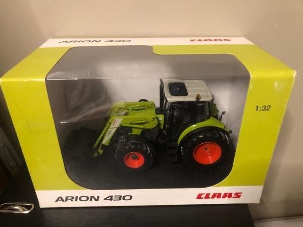 Claas arion 430 met frontlader, Enlèvement ou Envoi, Neuf, Tracteur et Agriculture, Universal Hobbies