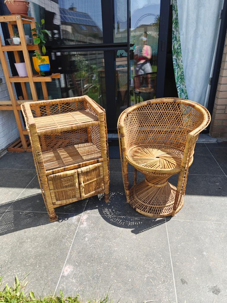 Rotan stoel + kastje, Ophalen