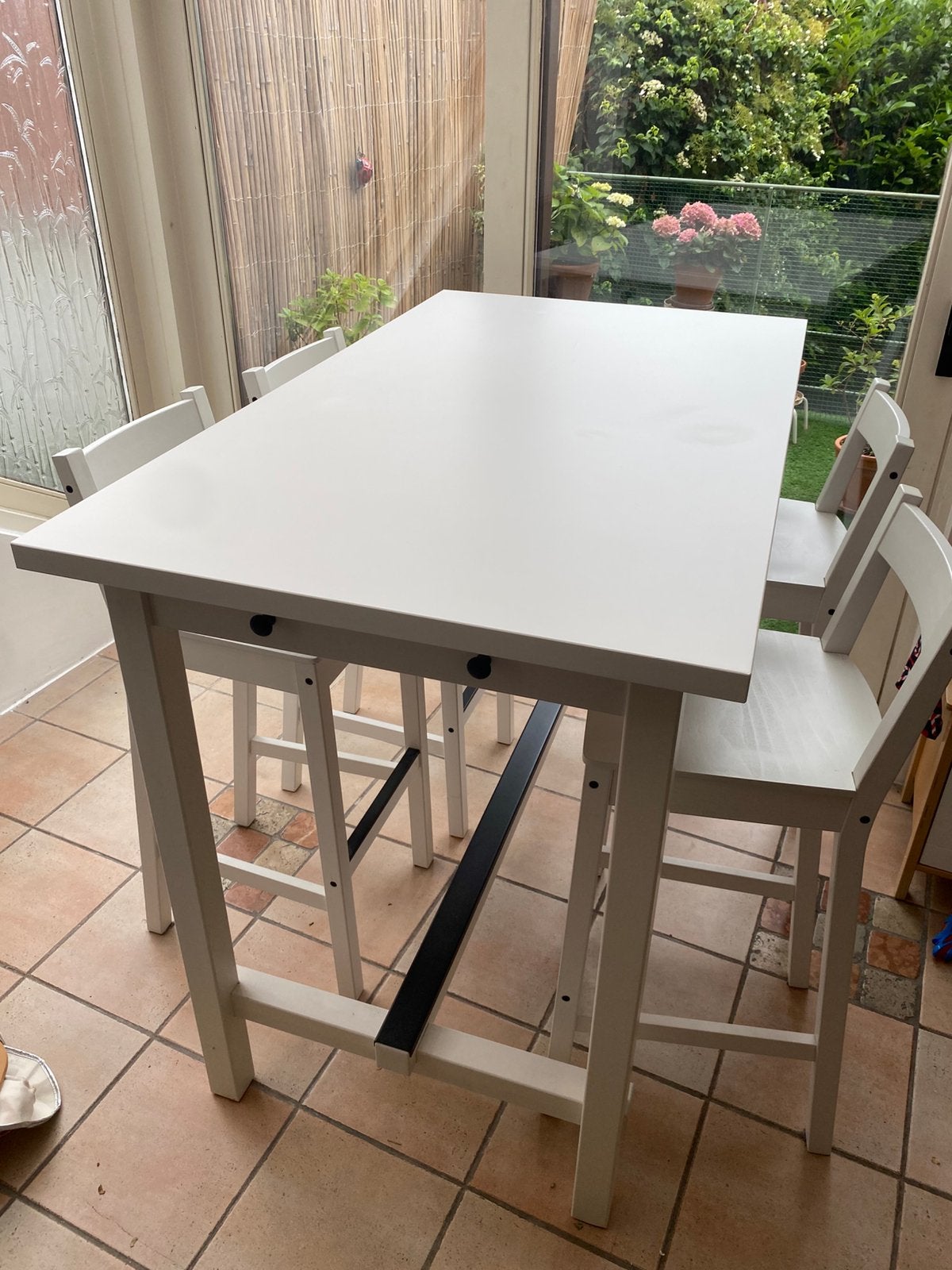 Table haute blanche + 4 tabourets blancs Ikea (Nordvinken), Enlèvement, Comme neuf