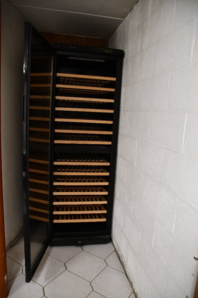 klimaatkast wijn, Elektronische apparatuur, Ophalen, 200 liter of meer, 160 cm of meer, 45 tot 60 cm