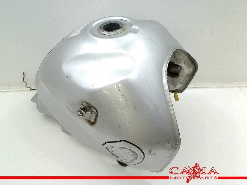 TANK Honda XL 125 Varadero 2002-2003 (XL125V), Motoren, Dhr. S. di Majo, Gebruikt, Info@cama-motorparts.nl, P.J. Troelstraweg 8 8
3144 CX  MAASSLUIS, NL