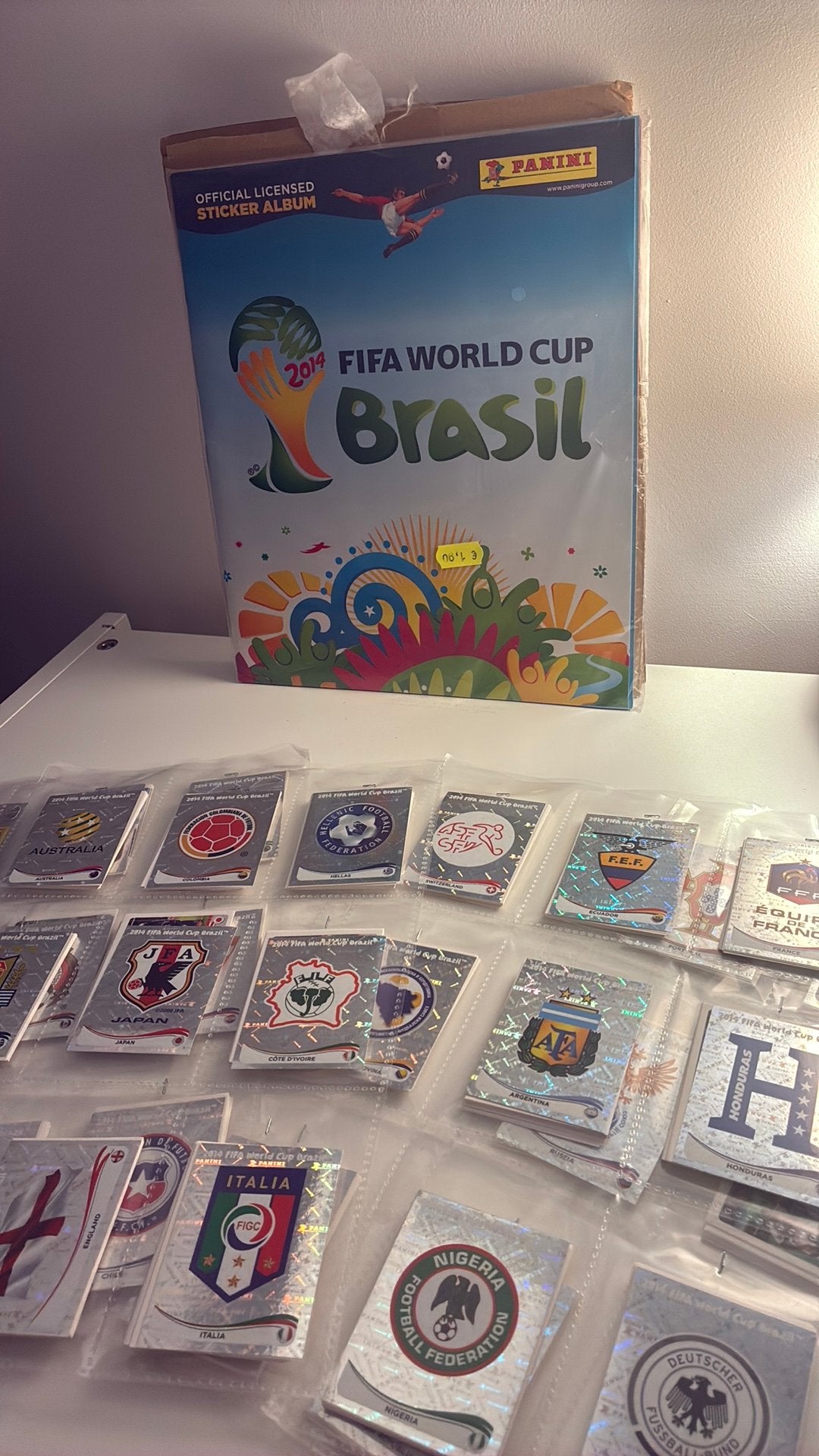 Album panini FIFA 2014 coupe du monde, Enlèvement ou Envoi, Comme neuf