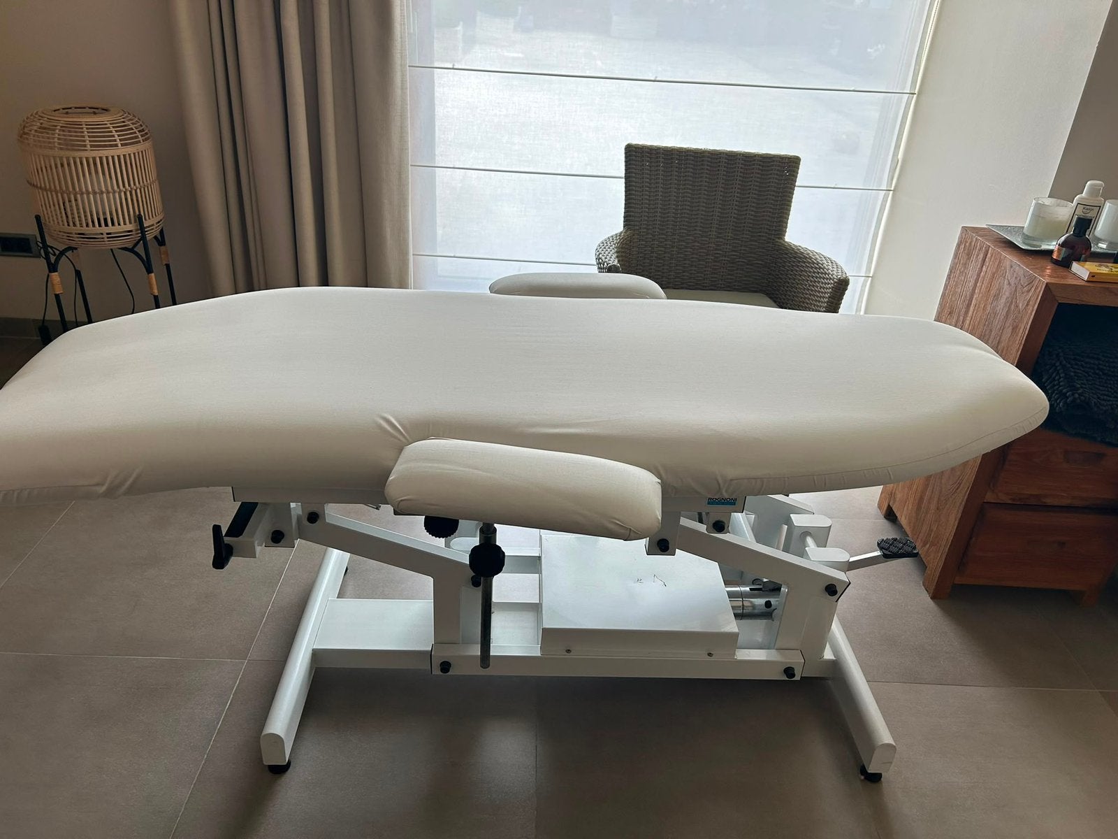 Massagetafel, Ophalen, Zo goed als nieuw, Massagetafel