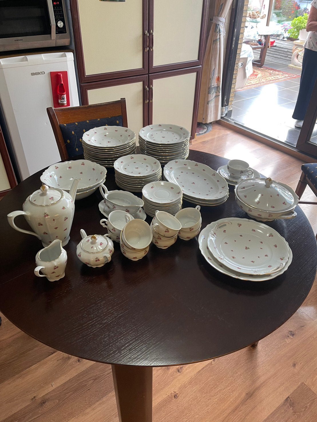 Eet en koffie/ thee service, Antiek en Kunst, Ophalen