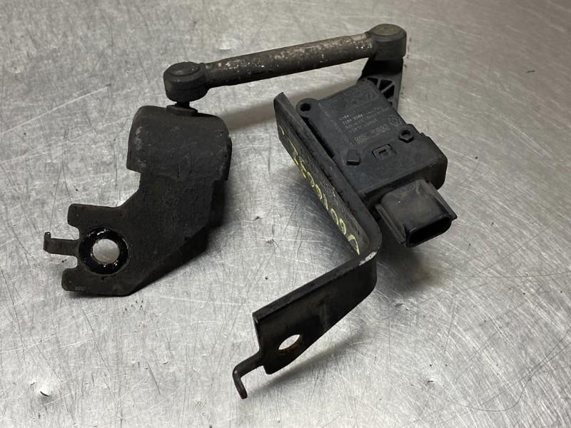 NIVEAU SENSOR Nissan X-Trail (T32) (|5638124BA0A|), Gebruikt, Nissan