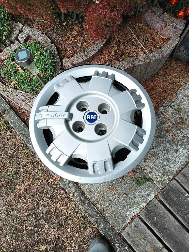 FIAT wieldoppen 14 inch, Auto diversen, Ophalen, Zo goed als nieuw