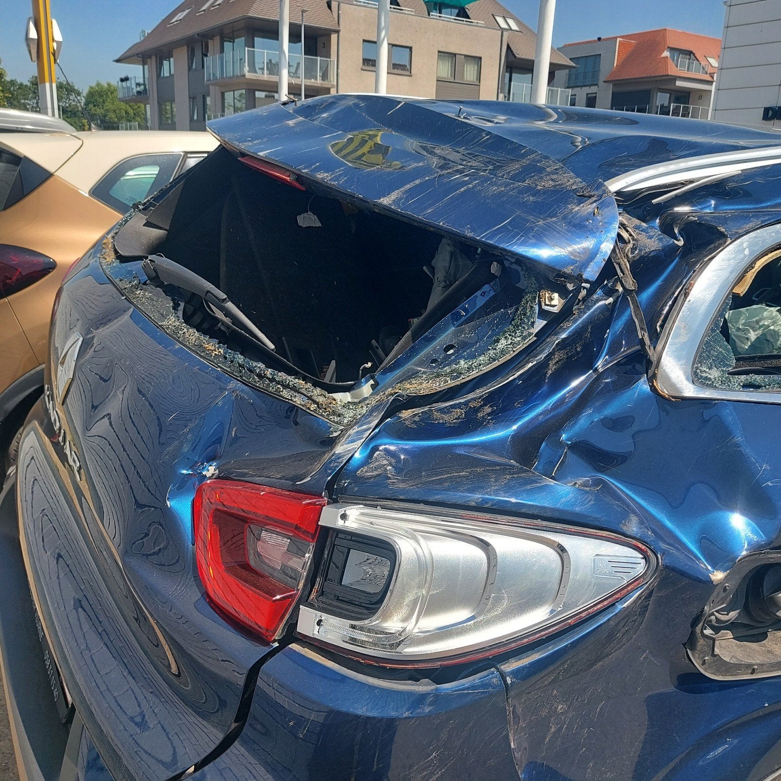renault kadjar endommagé, Enlèvement, Renault