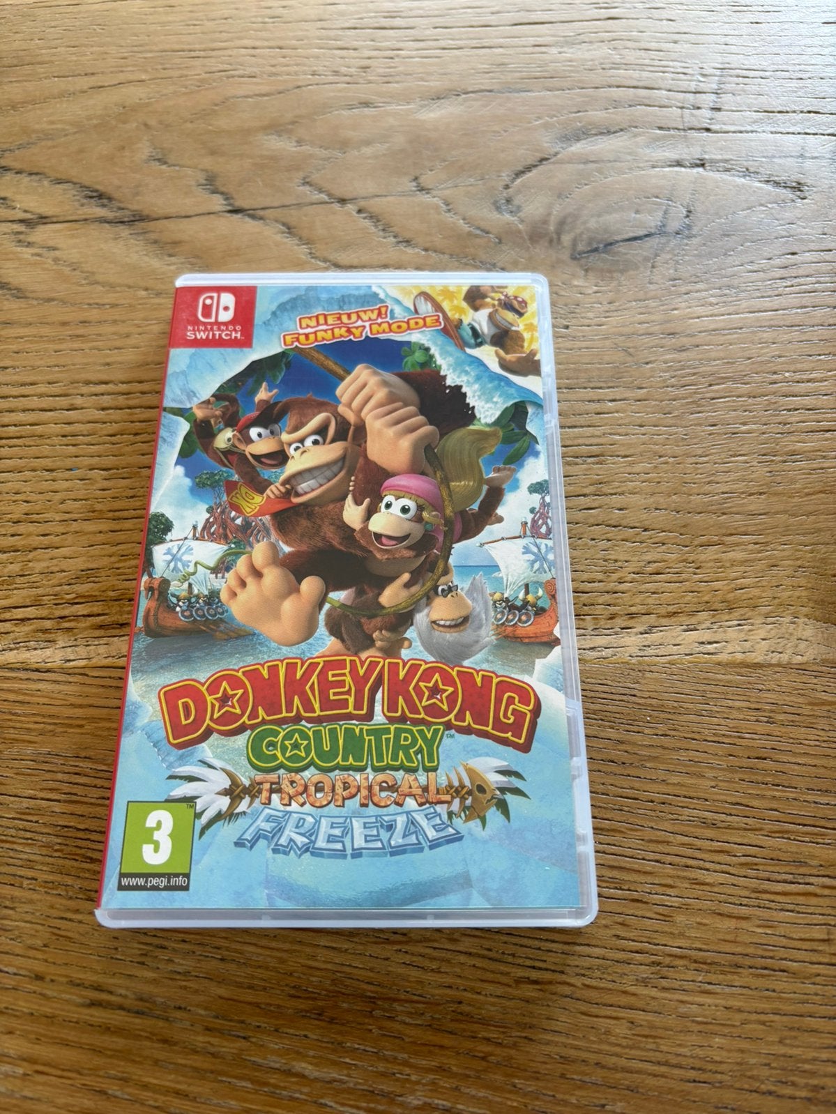 Donkey Kong Country Tropical Freeze, Games en Spelcomputers, Games | Nintendo Switch, Ophalen, Zo goed als nieuw