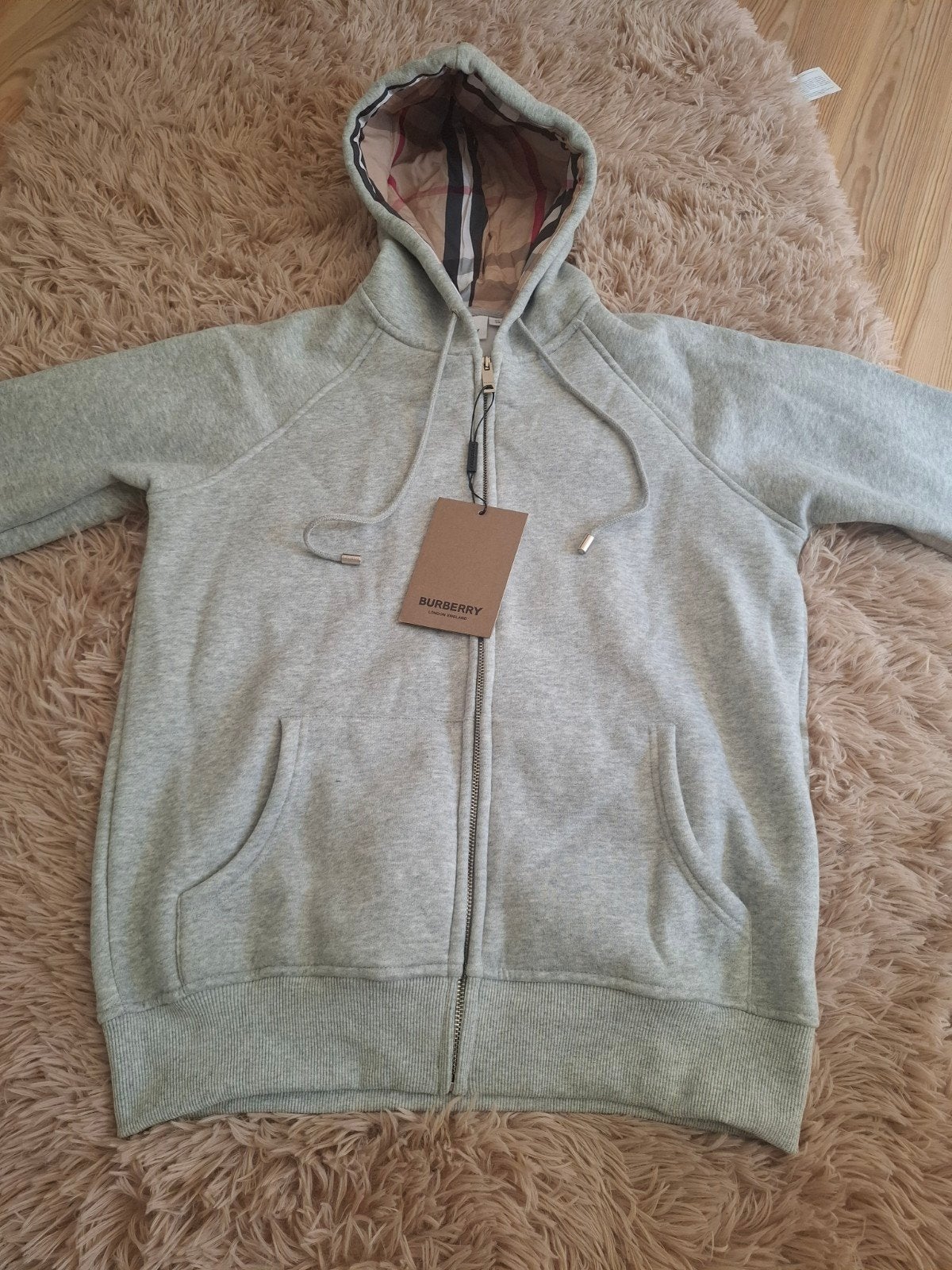 Pull Burberry, Enlèvement ou Envoi, Neuf, Taille 48/50 (M), Gris