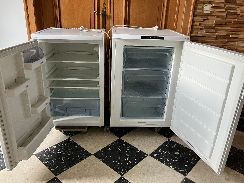 diepvriezer tafelmodel aeg arctis oko + frigo A Classe 84 H, Elektronische apparatuur, Vriezers en Diepvrieskisten, Ophalen, Gebruikt