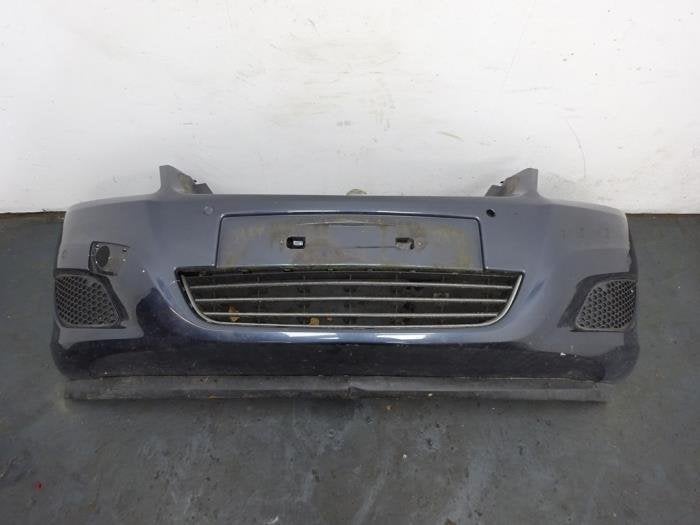 Voorbumper van een Opel Zafira B (Z168), Gebruikt, -, -, Opel