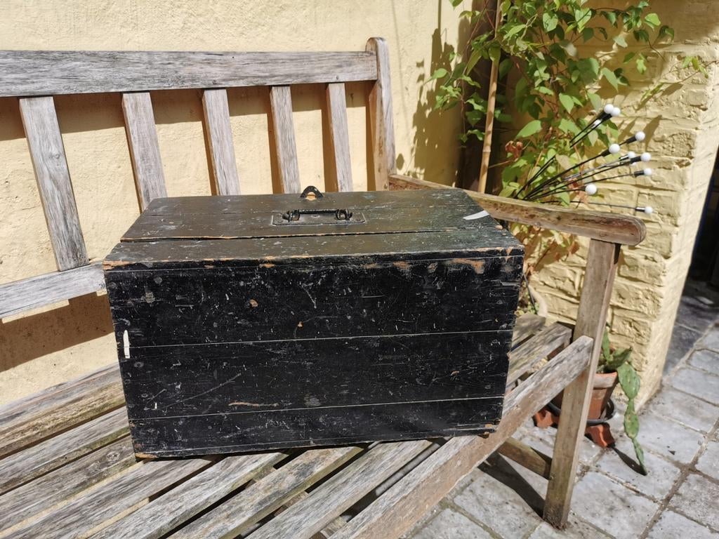 Compacte vintage houten kist of koffer, Ophalen, Minder dan 50 cm, Gebruikt, Minder dan 50 cm