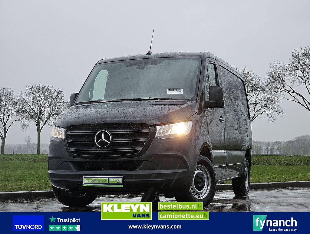 Mercedes-Benz SPRINTER 316 L1H1 Trekhaak Navi, Auto's, Bestelwagens en Lichte vracht, Zwart, Mercedes-Benz, Bedrijf, Te koop