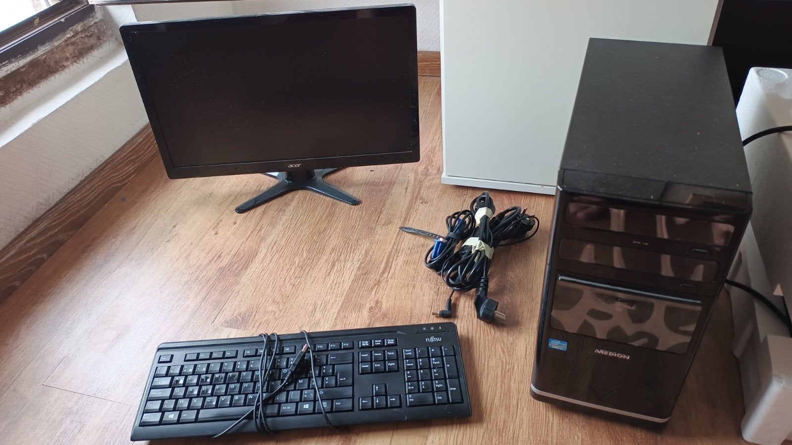 volledige computer met windows 10, Ophalen, HDD, 8 GB, Medion