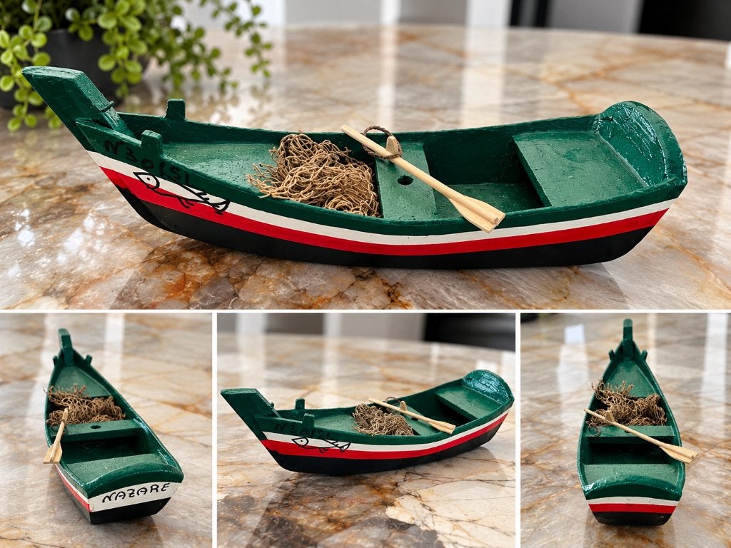 Decoratief Portugees vissersbootje – Nazaré, Brocante, Enlèvement ou Envoi, Comme neuf, Vert
