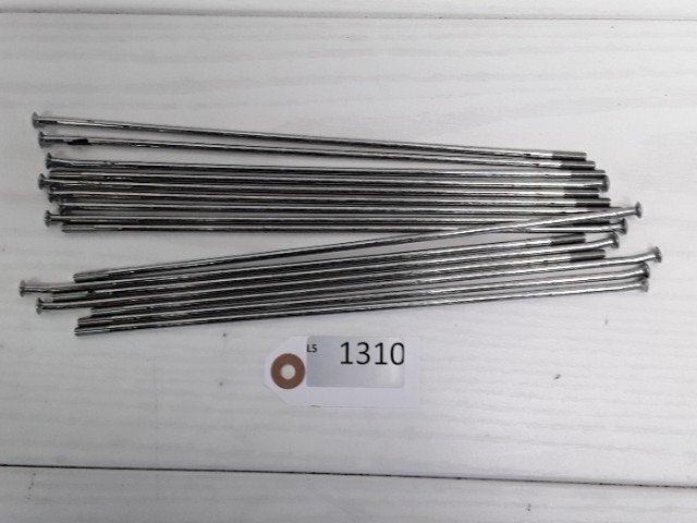 GSX750 1980 - 1982 Suzuki Velg Spaak D1-27062