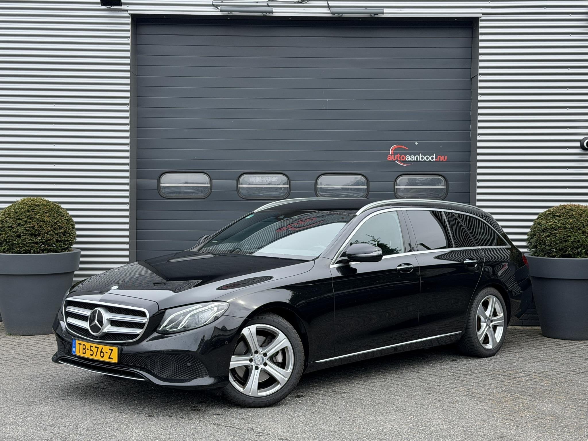 Mercedes-Benz E-klasse Estate 220 d Business | Camera | Navi, Auto's, Mercedes-Benz, Automaat, Achterwielaandrijving, 4 cilinders