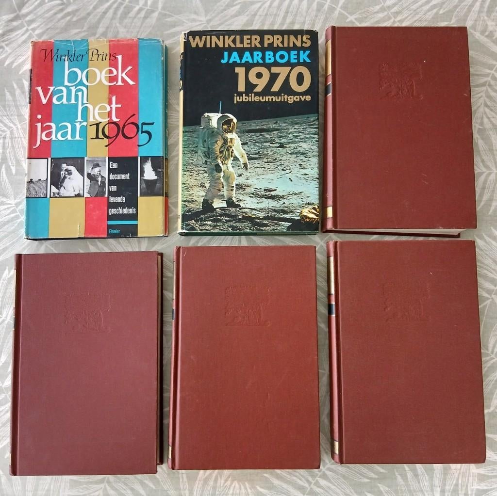 Winkler Prins jaarboeken 1965 1970 1972 1973 1974 1975, Boeken, Encyclopedieën, Ophalen of Verzenden, Gelezen