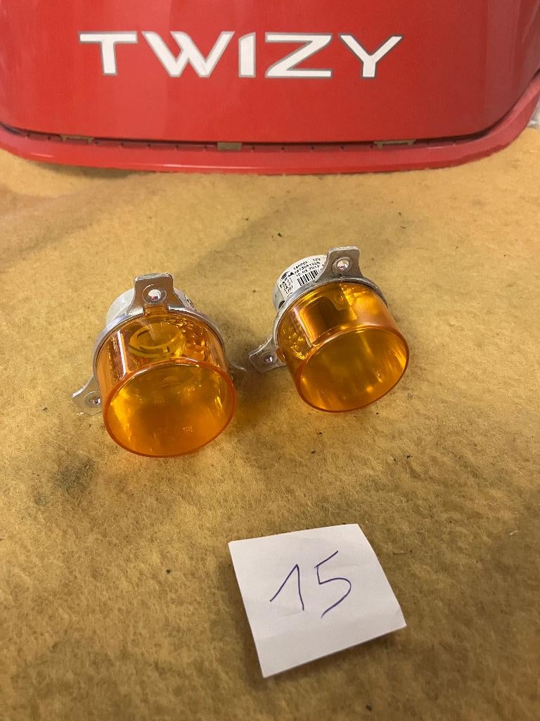 set van 2 originele pinker renault twizy, Ophalen of Verzenden, Gebruikt, Renault