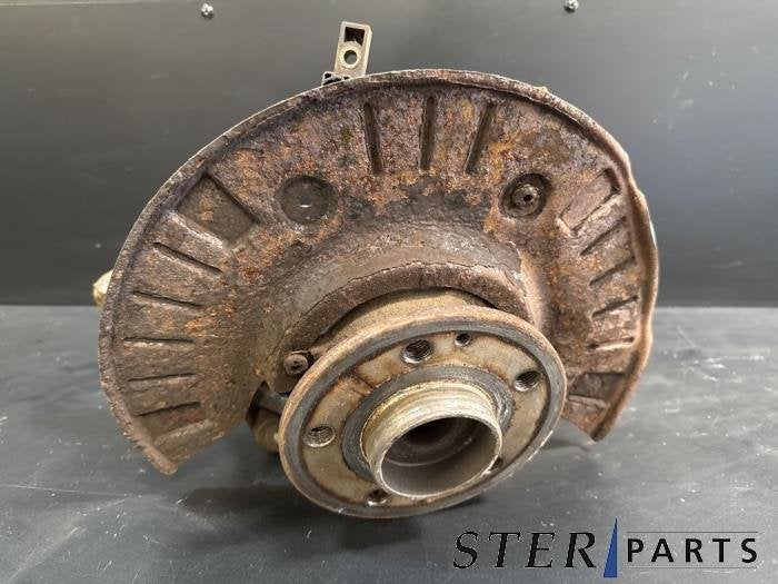Fusee rechts-voor van een Mercedes Vito, Gebruikt, -, Ophalen of Verzenden, -