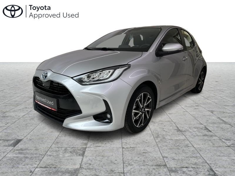 Toyota Yaris 1.5 HYB ICONIC, Auto's, Toyota, Yaris, Adaptive Cruise Control, Airbags, Airconditioning, Bluetooth, Boordcomputer