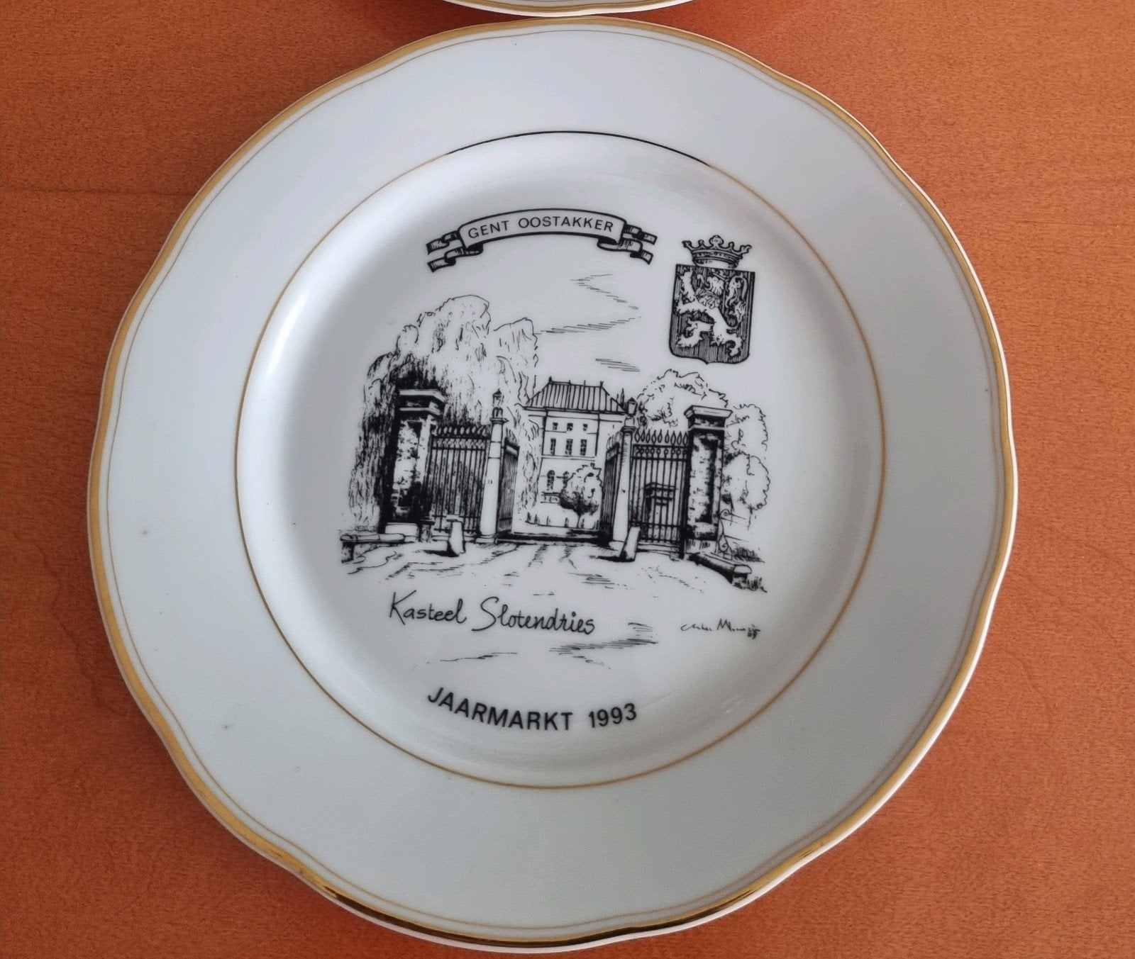 Assiette exclusive de GENT-OOSTAKER, Antiquités & Art, Enlèvement