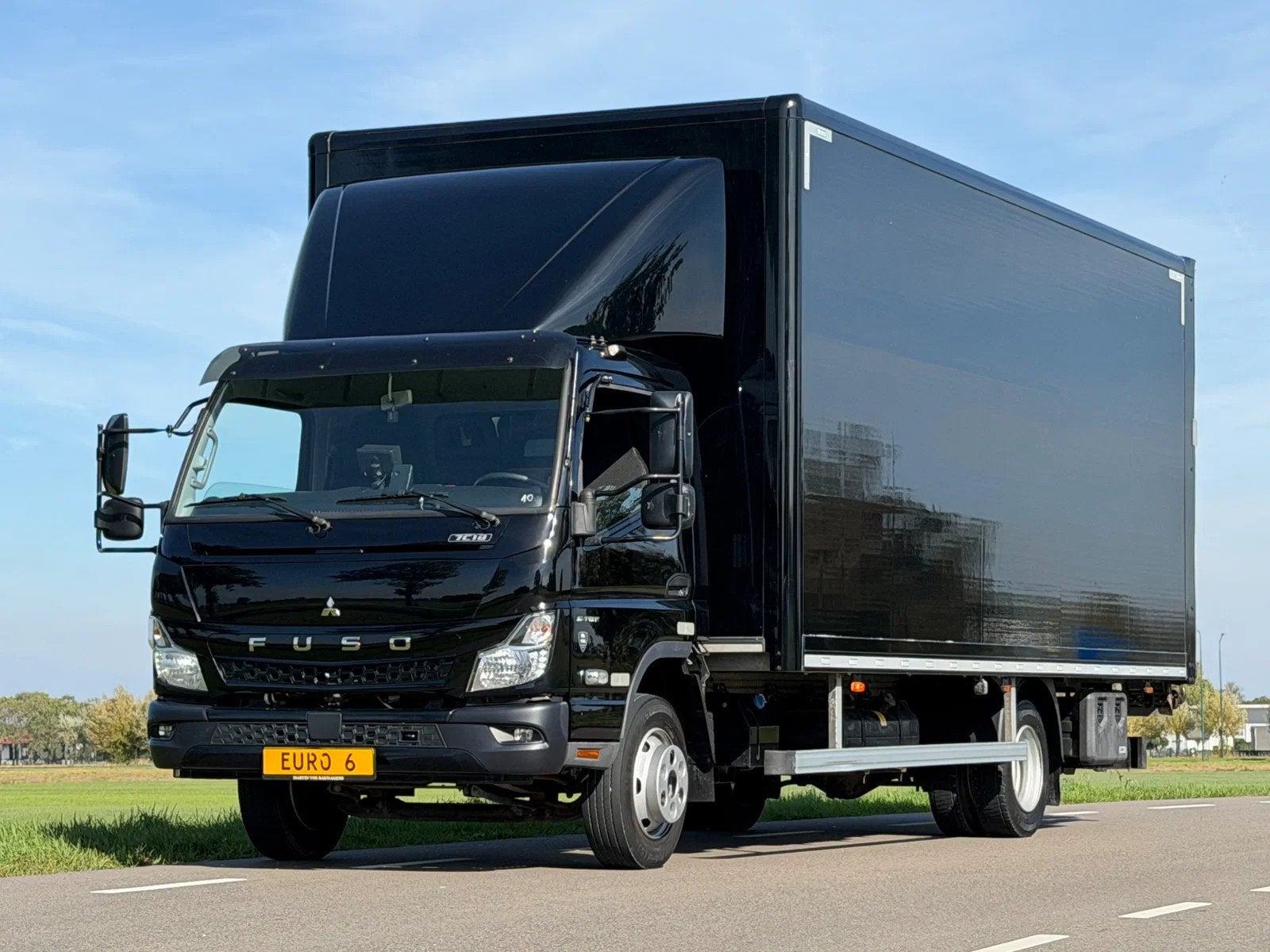 Mitsubishi FUSO FUSO (bj 2022), Auto's, Automaat, 180 pk, Overige brandstoffen, Zwart