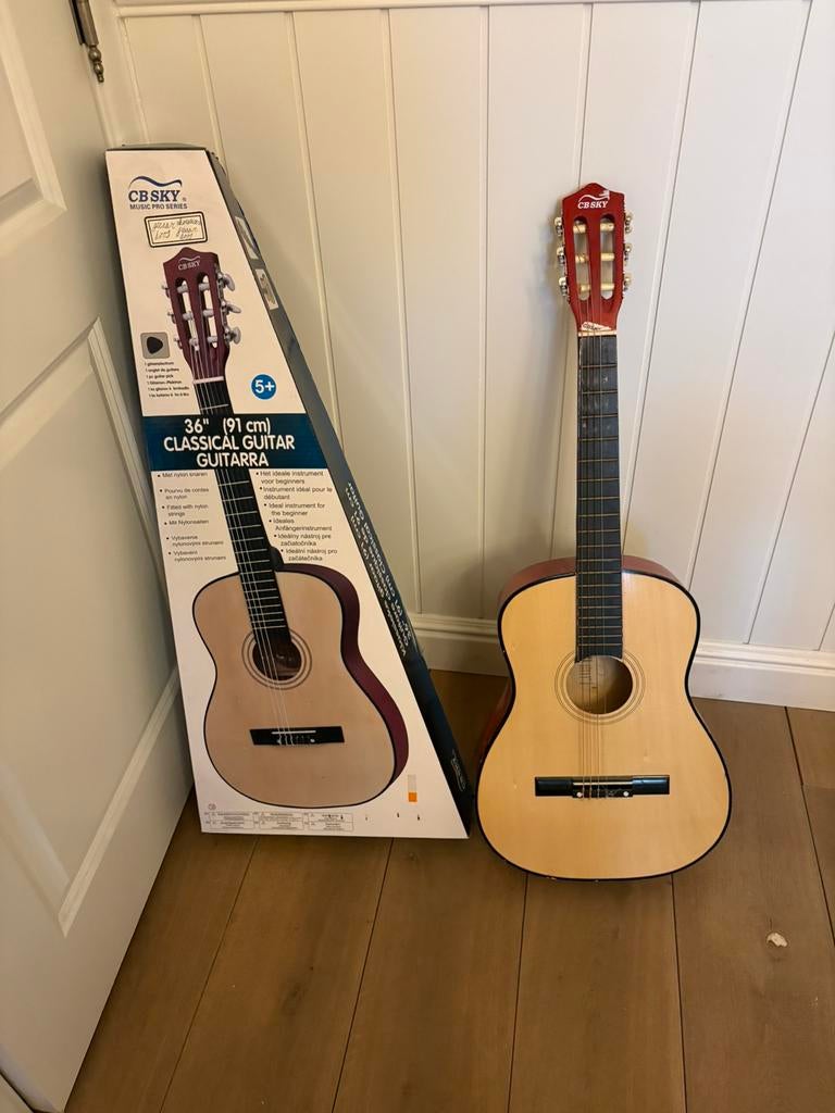 Kinder gitaar, Ophalen, Zo goed als nieuw